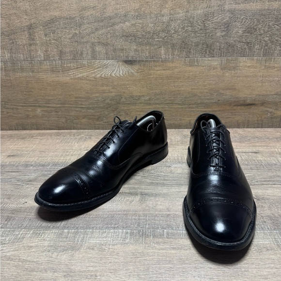 Allen Edmonds Black Cap Toe Size 11.5D 5705